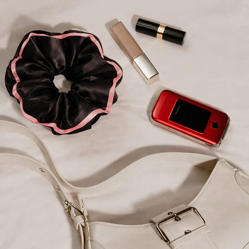 Sleep and the City - Black Padded Scrunchie - Image 3