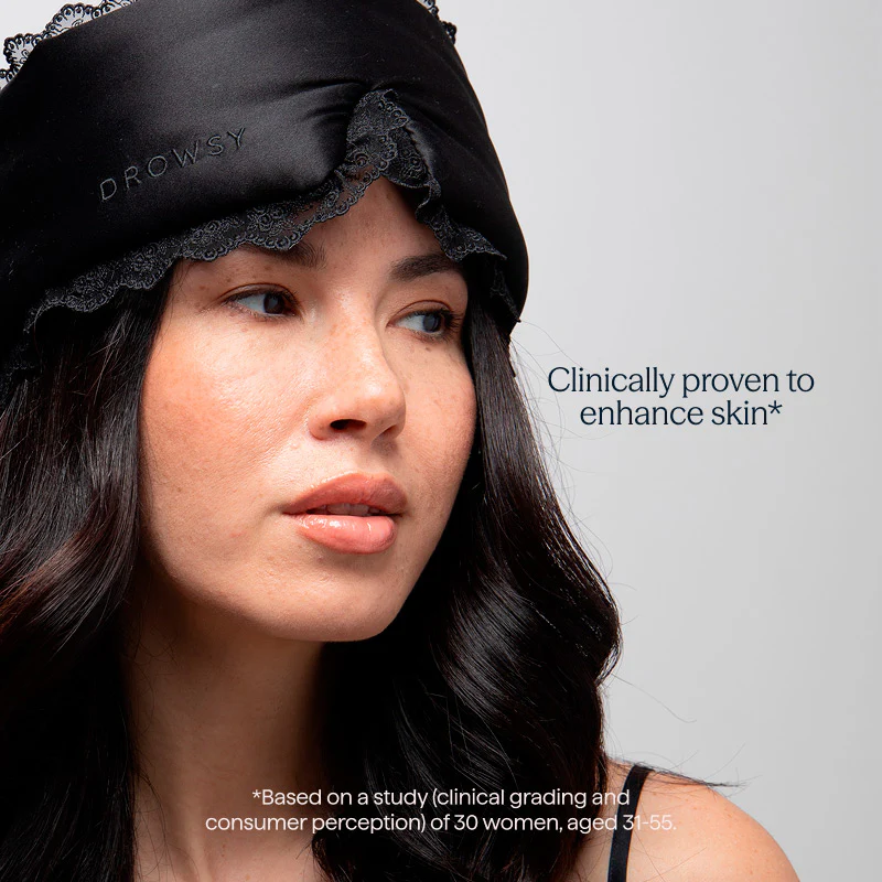 Paris Love Story - Black Jade Sleep Mask + Pouch - Image 8