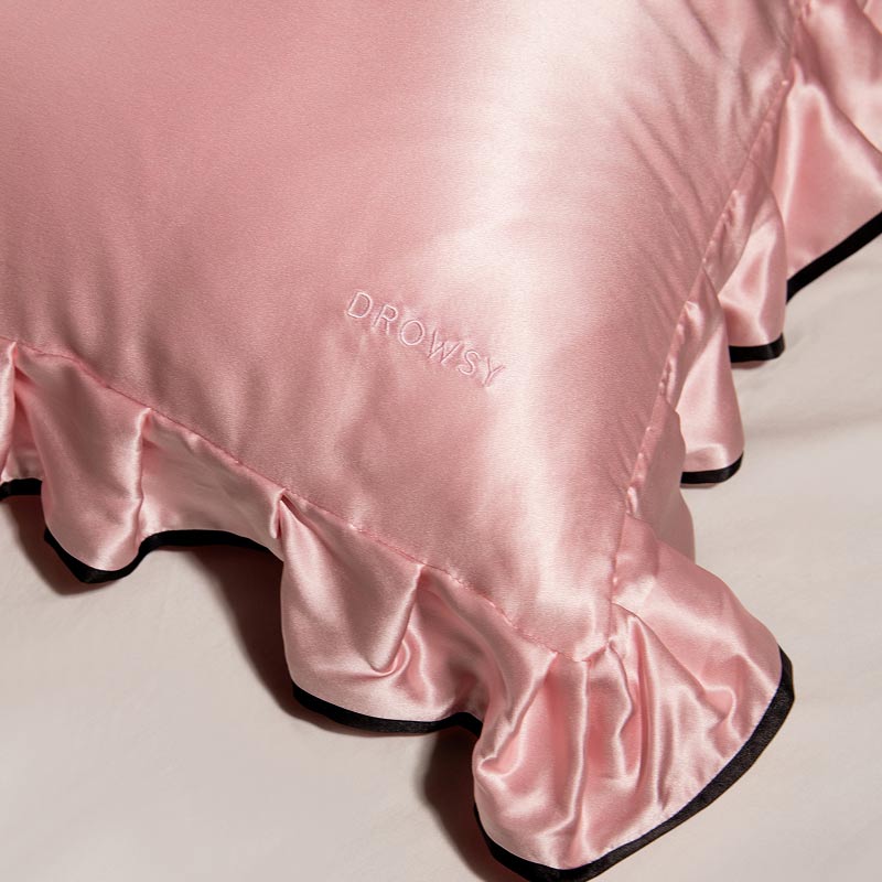 Sleep and the City - Pink & Black Pillowcase - Image 4