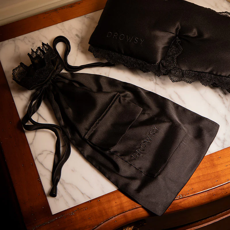 Paris Love Story Silk Carry Pouch - Image 3